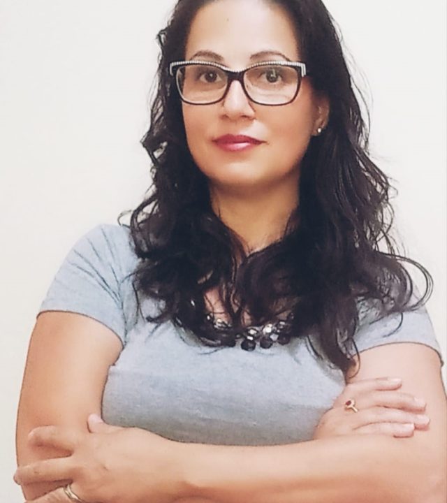 Dra. Mirela Medeiros Dra. Mirela Medeiros